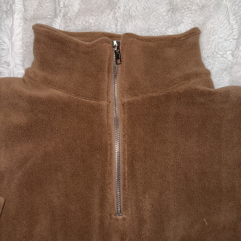 Crop Sweater - Picture 5 of 7